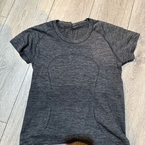 lululemon athletica Women's Swiftly Size 10 Race Length